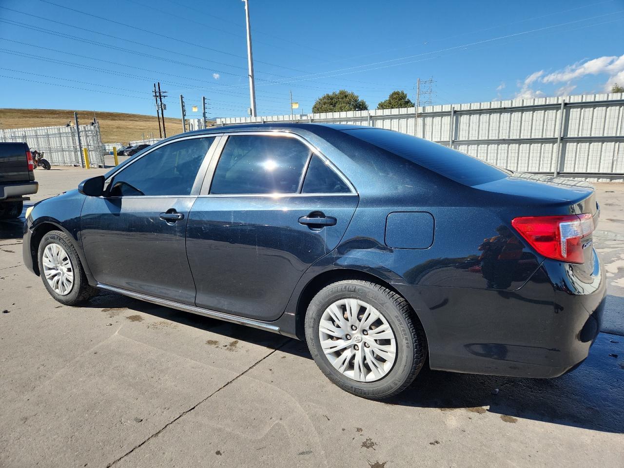 2012 TOYOTA CAMRY