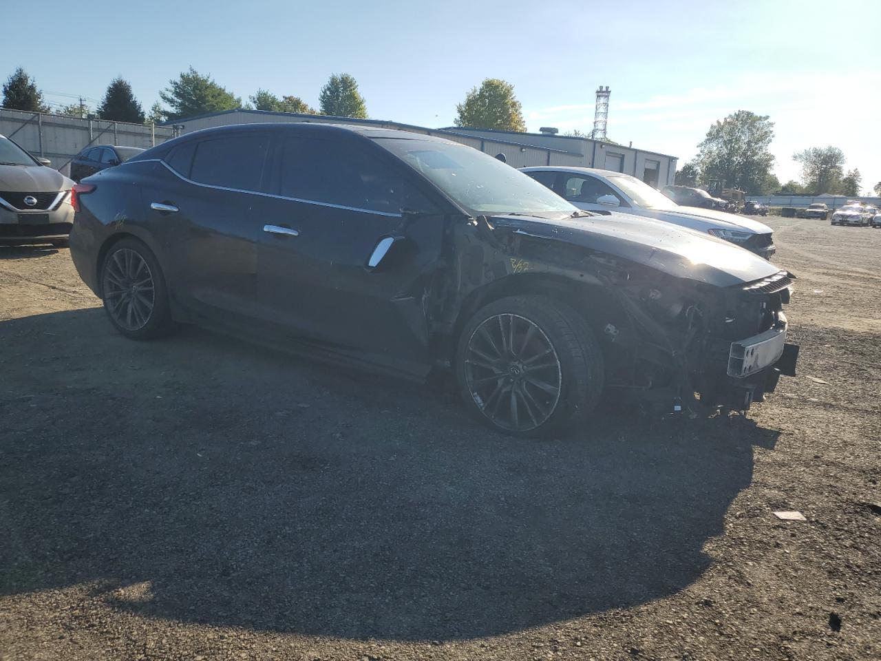 2018 NISSAN Maxima