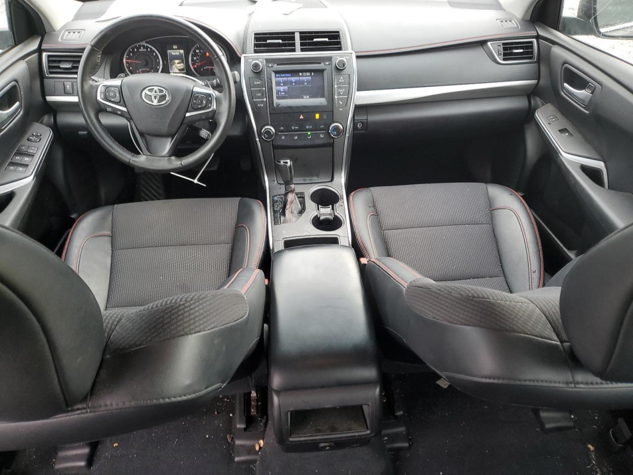 2017 TOYOTA CAMRY