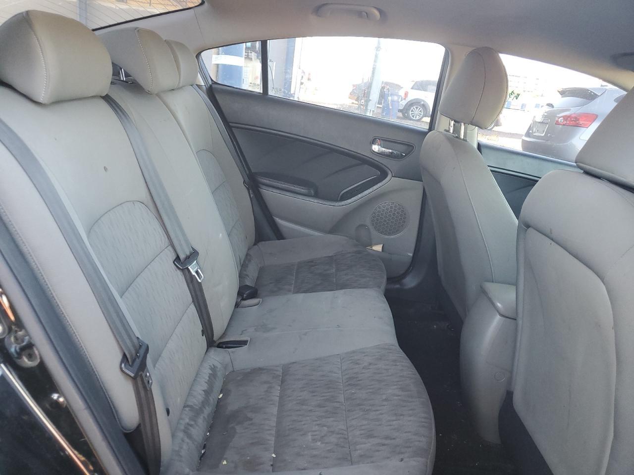 2016 KIA FORTE