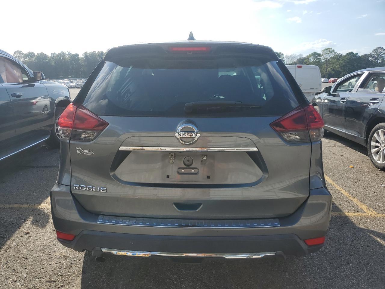 2018 NISSAN ROGUE