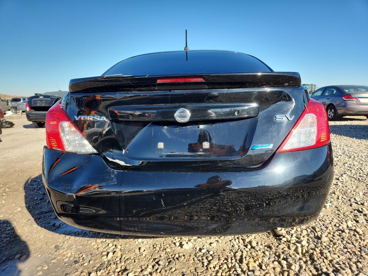 2014 NISSAN VERSA