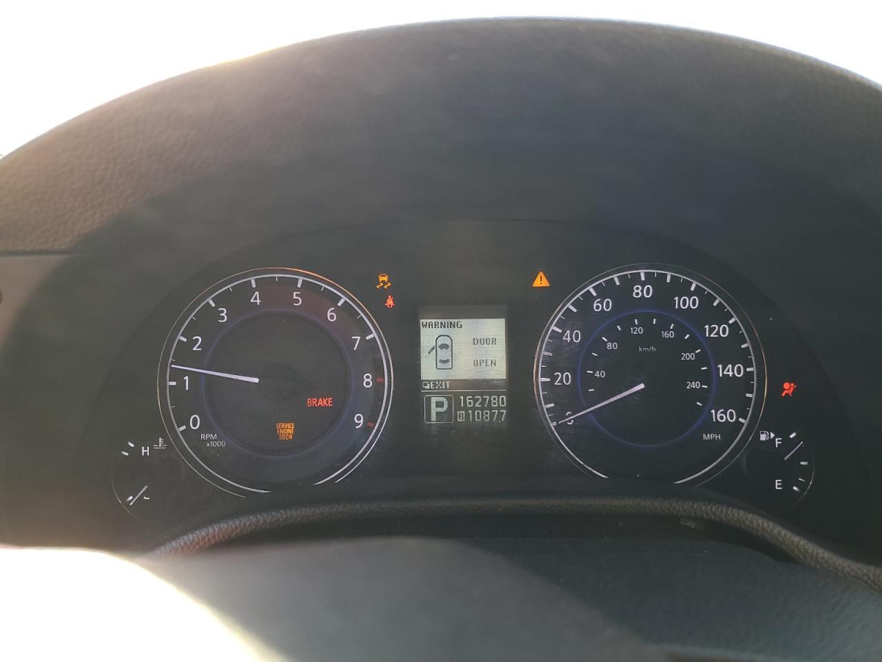 2012 INFINITI G37