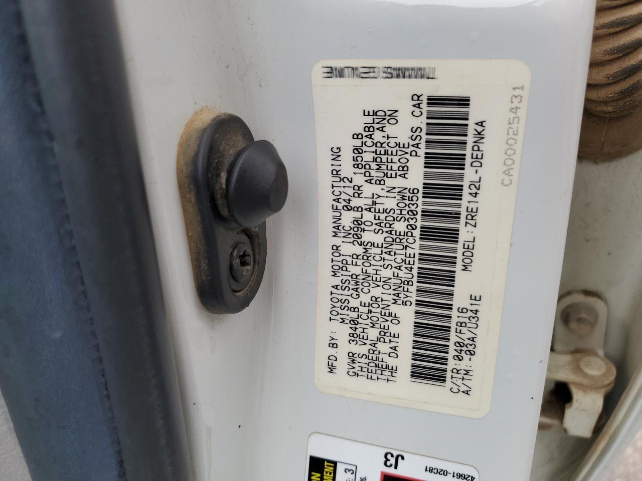 2012 TOYOTA COROLLA