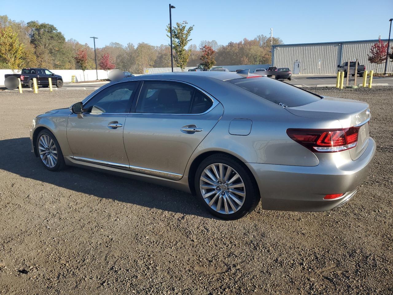 2017 LEXUS LS 460