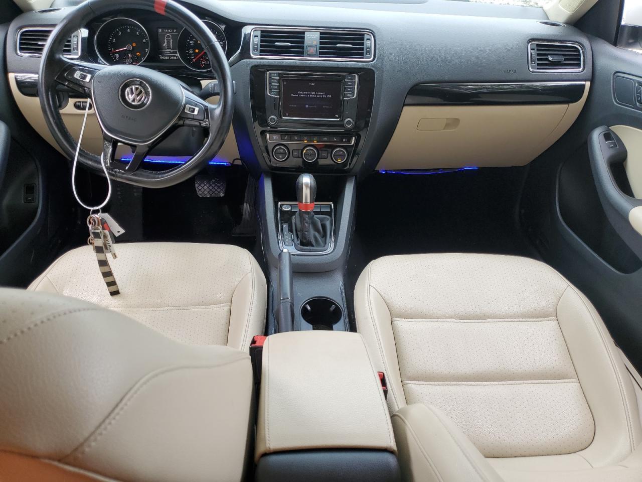 2017 VOLKSWAGEN JETTA