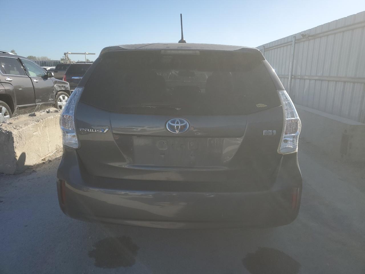 2014 TOYOTA PRIUS V