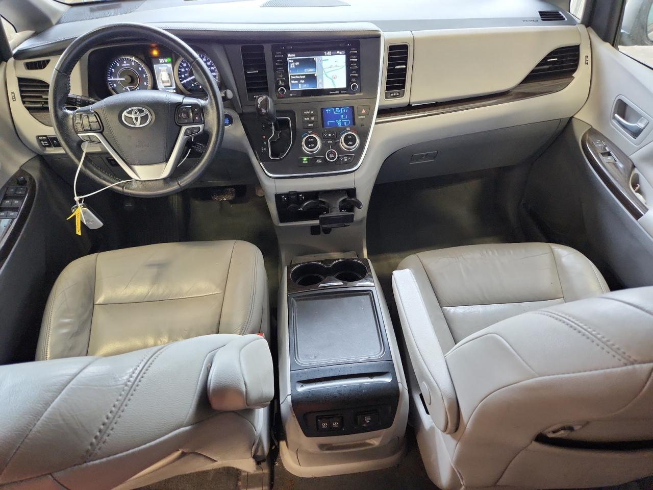 2019 TOYOTA SIENNA