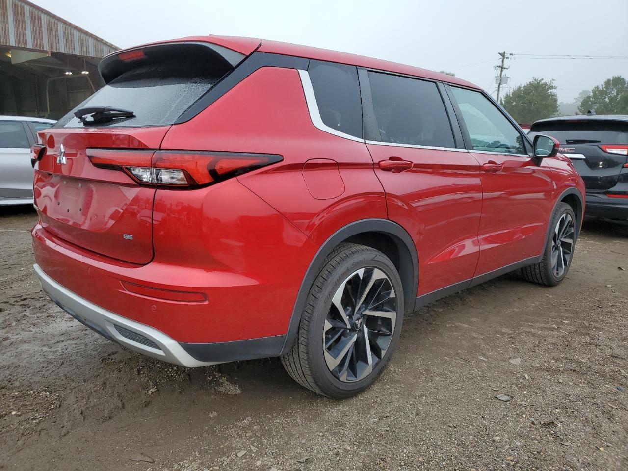 2022 MITSUBISHI outlander