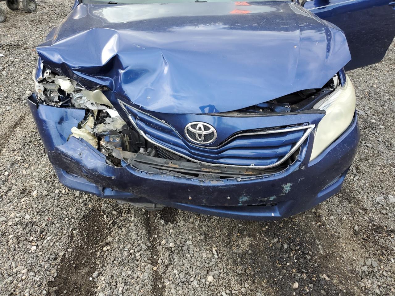 2010 TOYOTA CAMRY