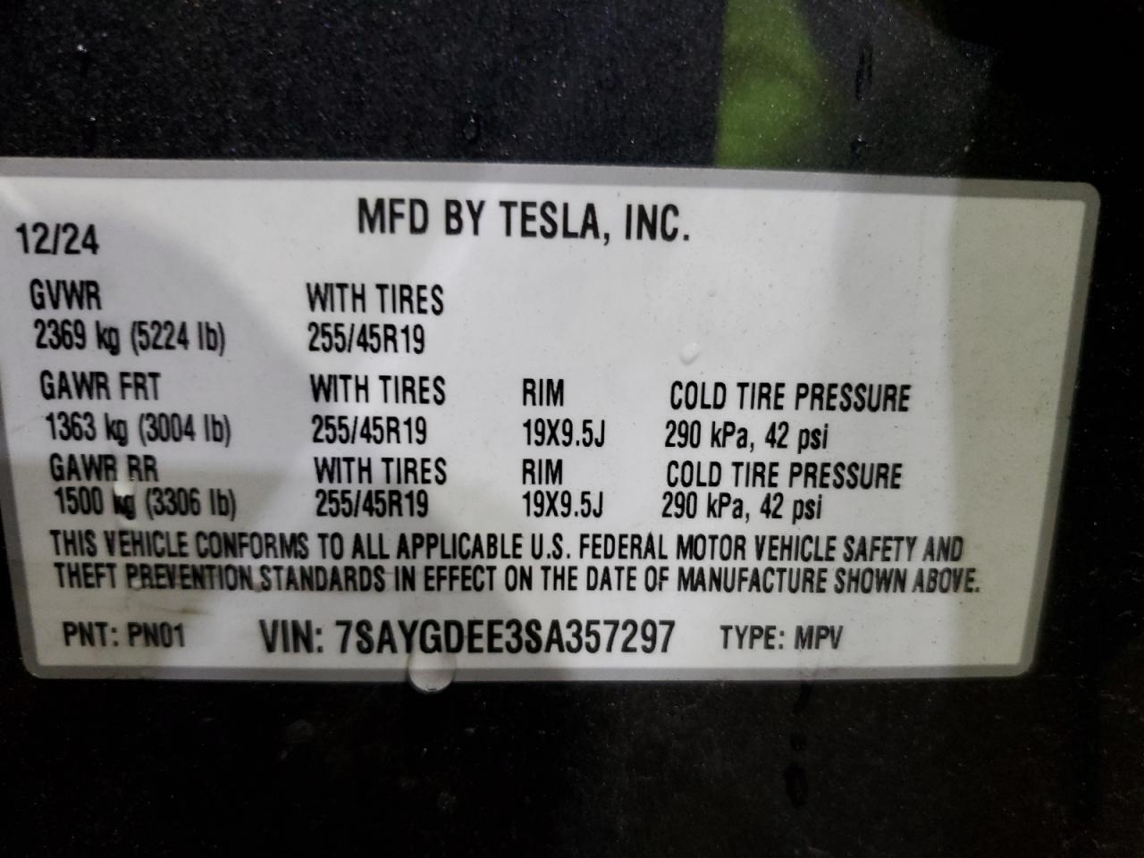 2025 TESLA MODEL Y