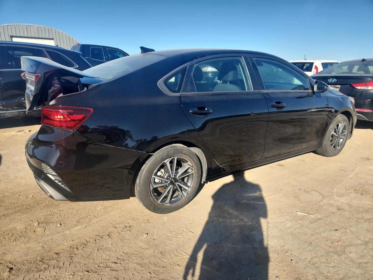 2023 KIA FORTE