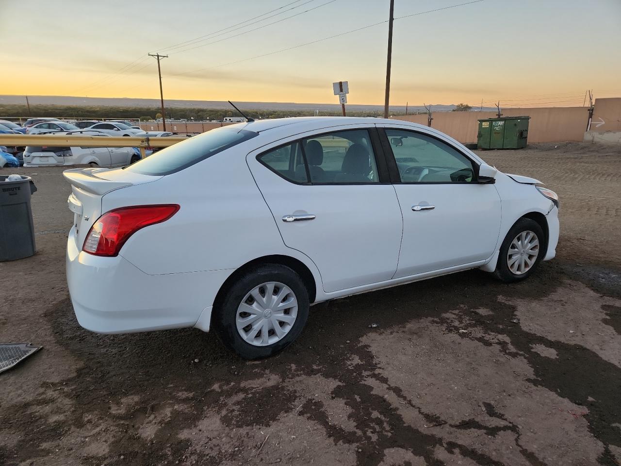 2018 NISSAN VERSA