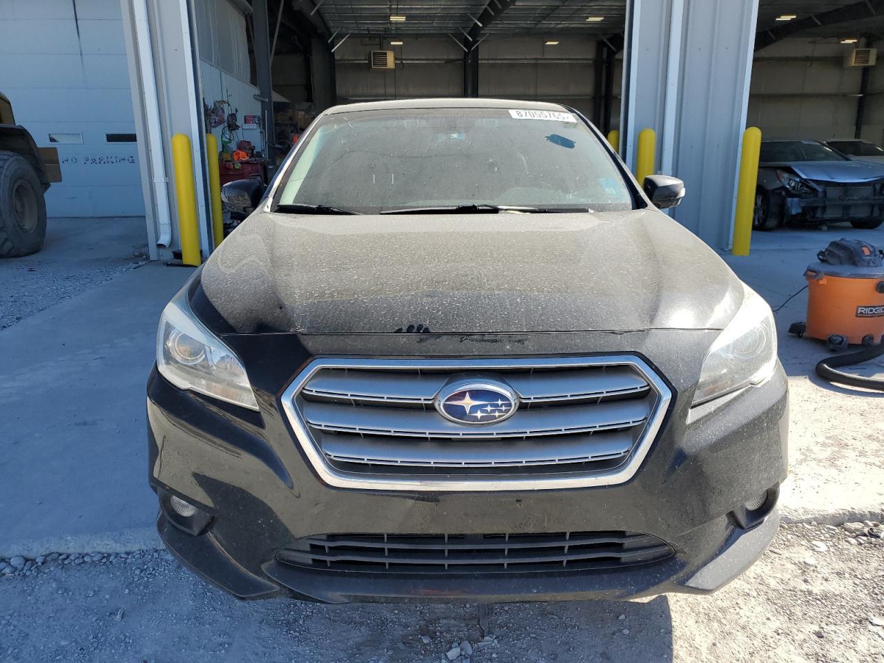 2017 SUBARU Legacy