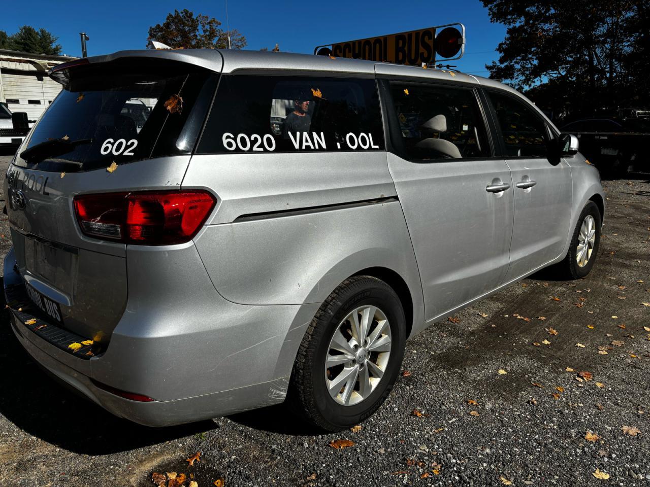 2017 KIA SEDONA
