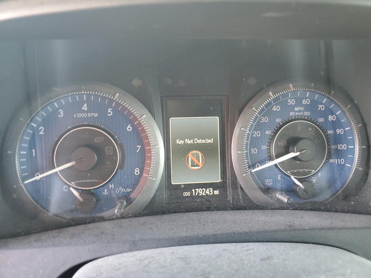 2016 TOYOTA SIENNA