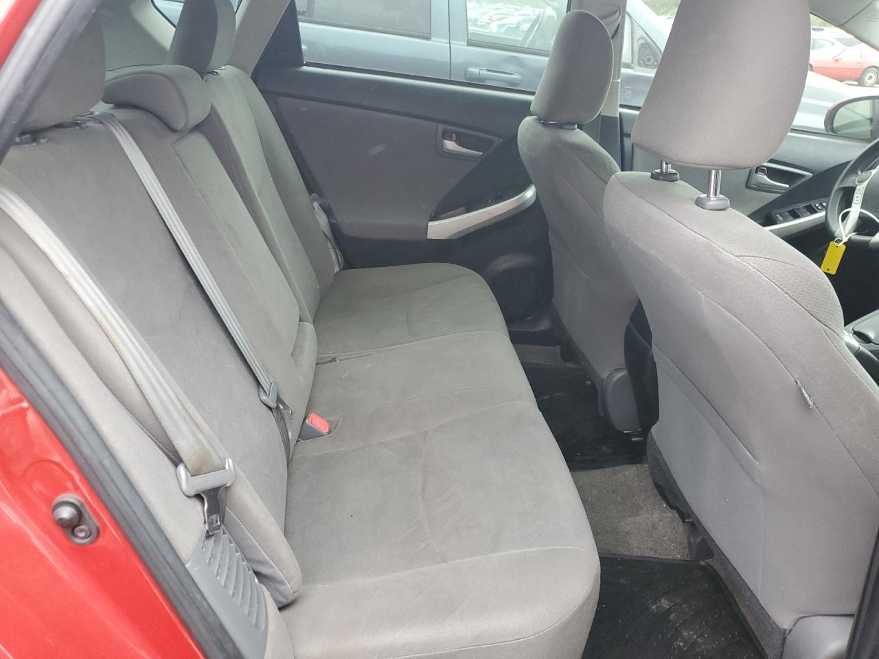 2015 TOYOTA PRIUS