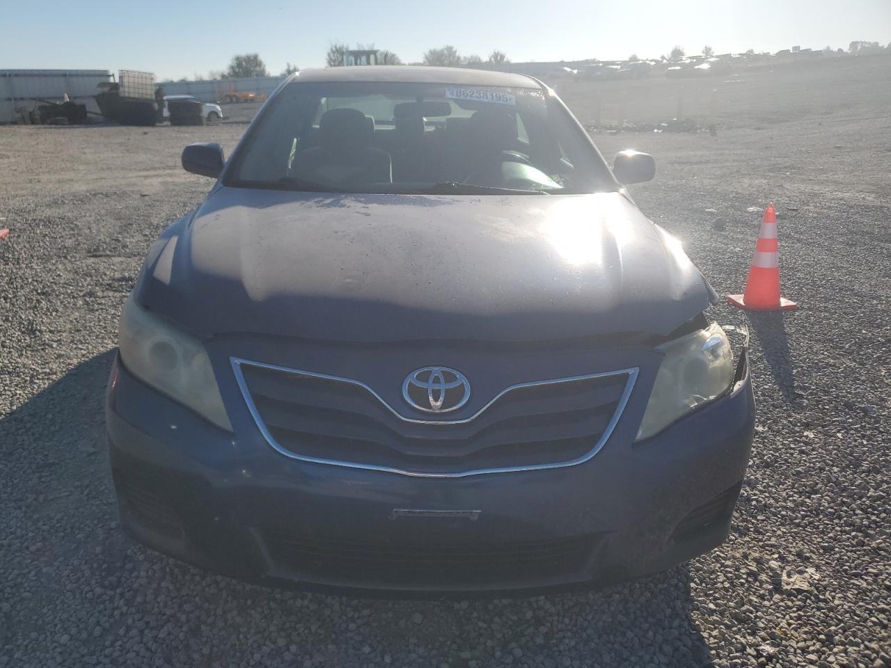 2011 TOYOTA CAMRY
