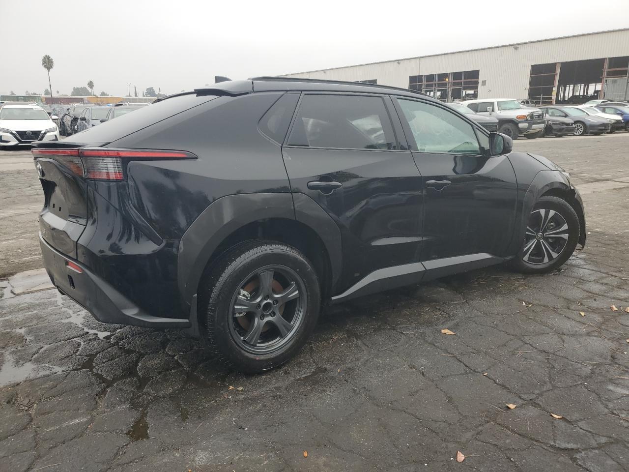 2025 TOYOTA BZ4X