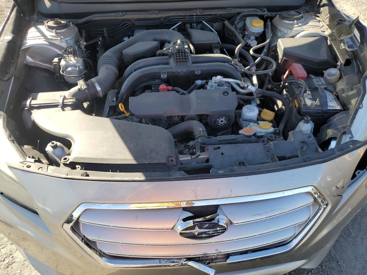 2015 SUBARU Legacy