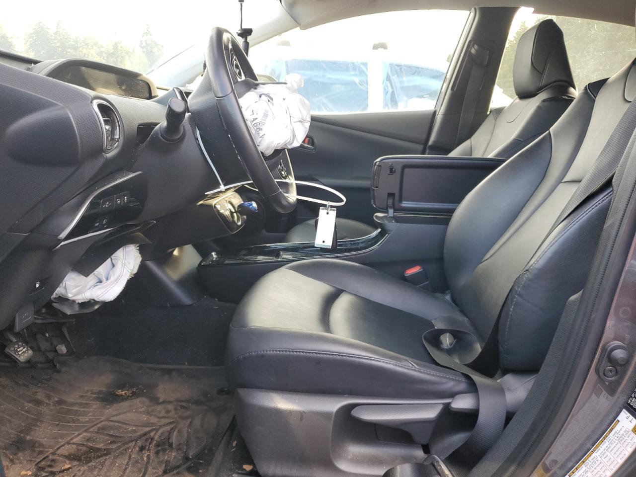2019 TOYOTA PRIUS