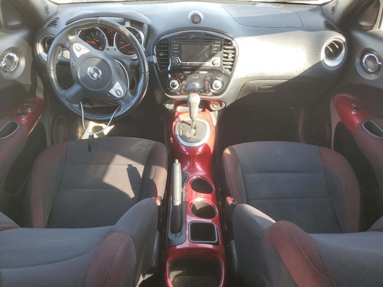 2015 NISSAN Juke