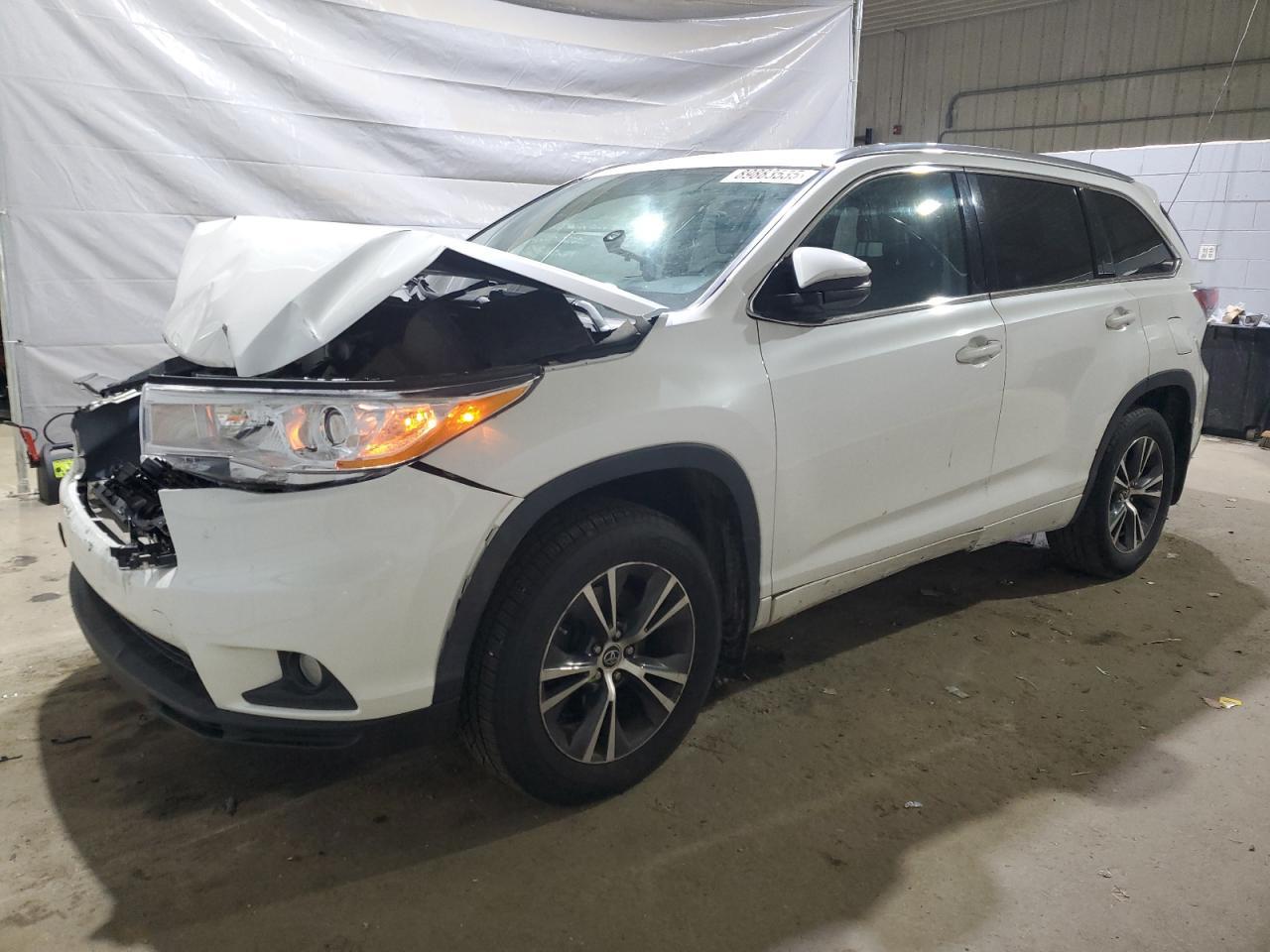 2016 TOYOTA HIGHLANDER
