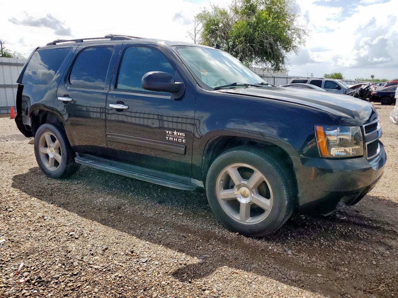 2011 CHEVROLET Tahoe