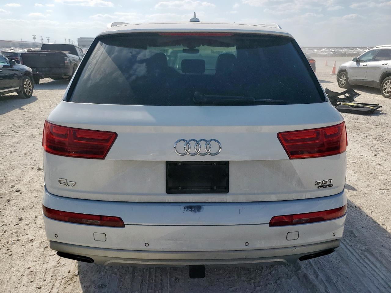 2017 AUDI Q7