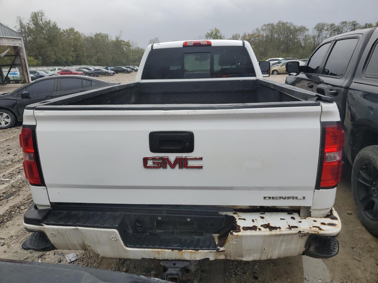 2015 GMC Sierra