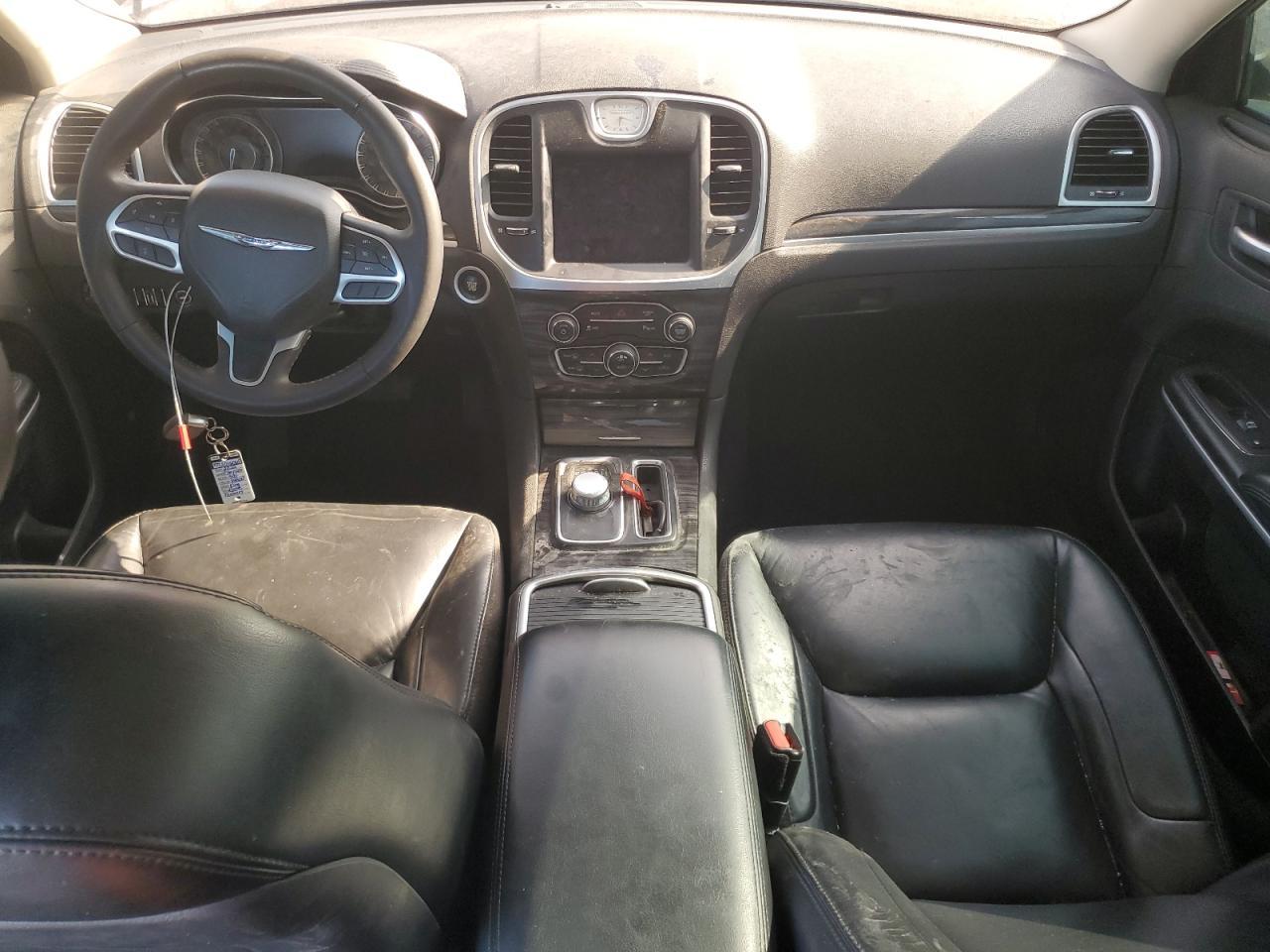 2022 CHRYSLER 300