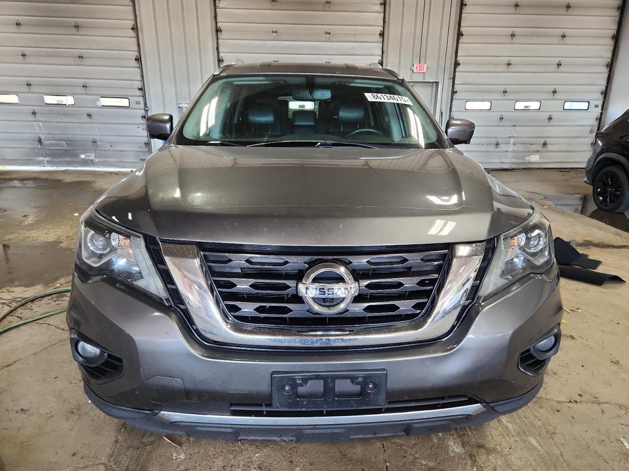2017 NISSAN PATHFINDER