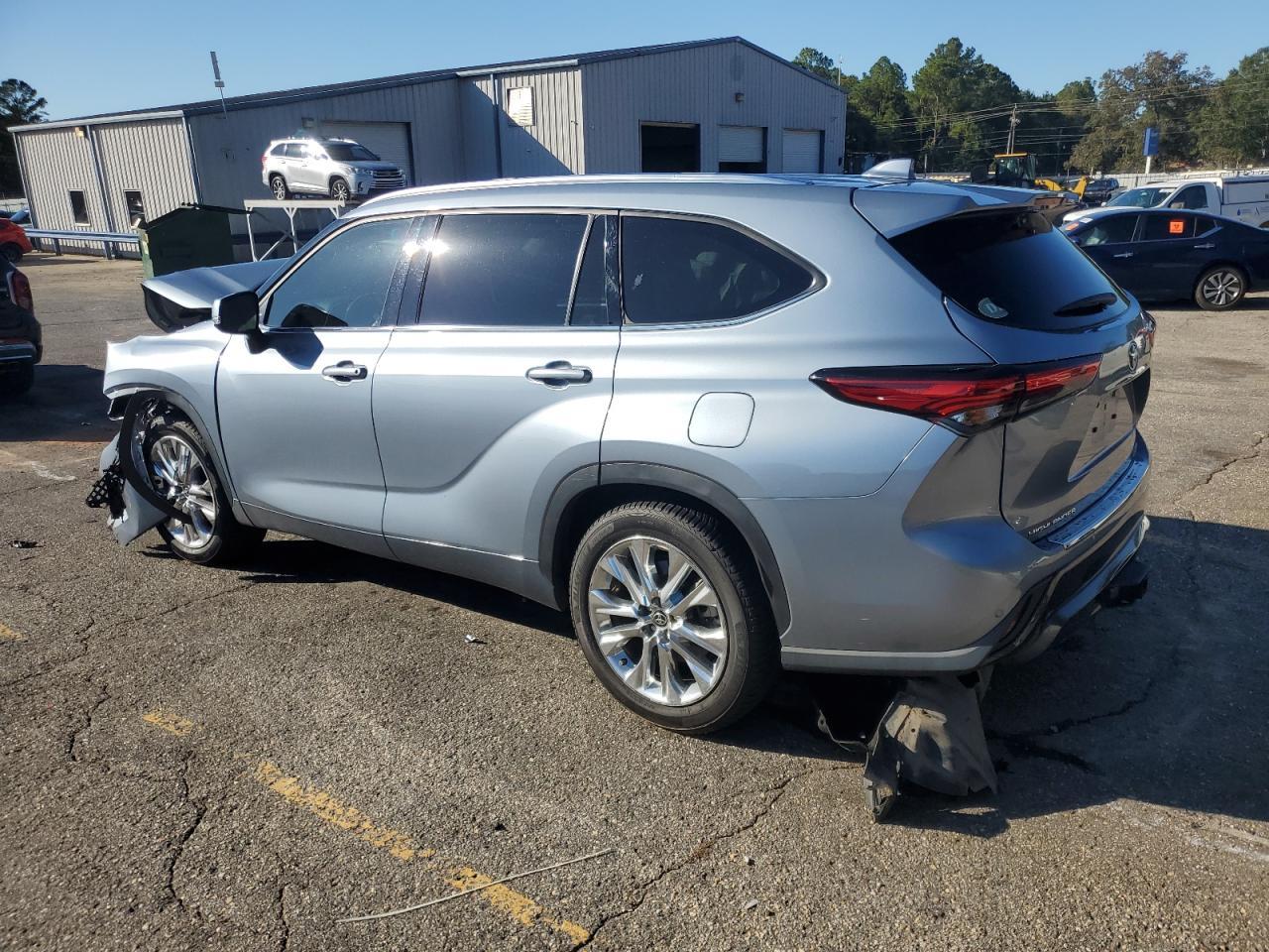 2023 TOYOTA HIGHLANDER