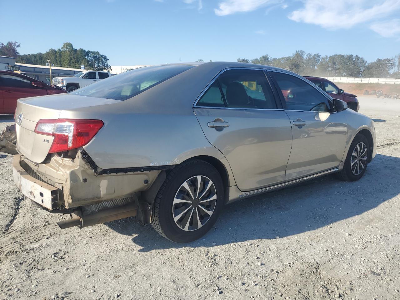 2013 TOYOTA CAMRY