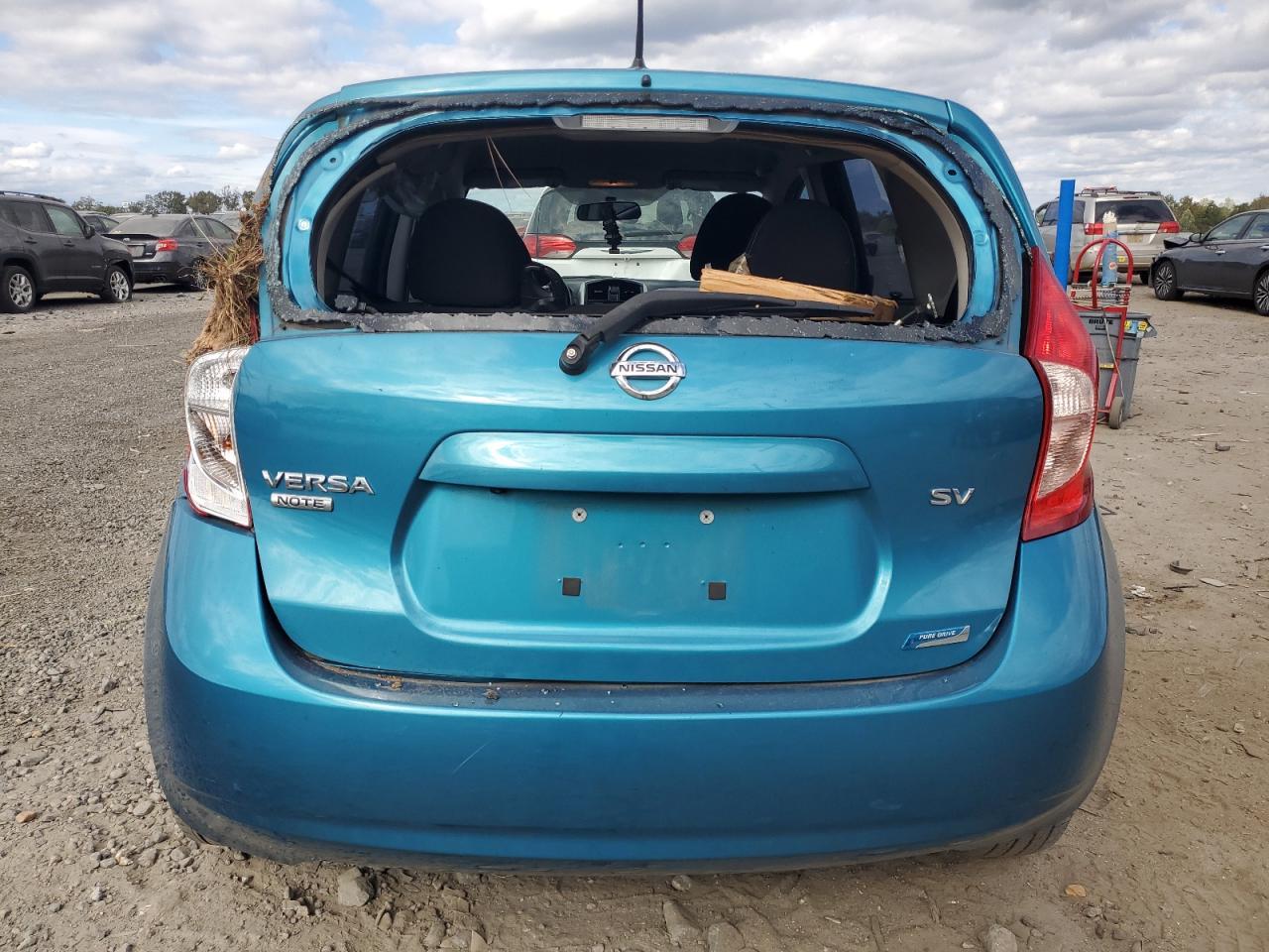 2016 NISSAN Versa Note
