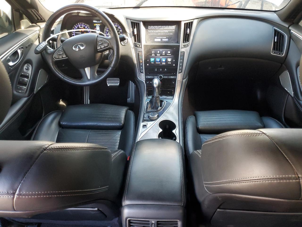 2017 INFINITI Q50