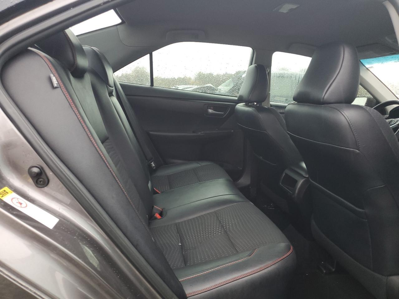 2015 TOYOTA CAMRY