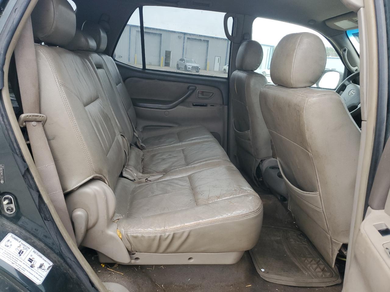 2006 TOYOTA Sequoia
