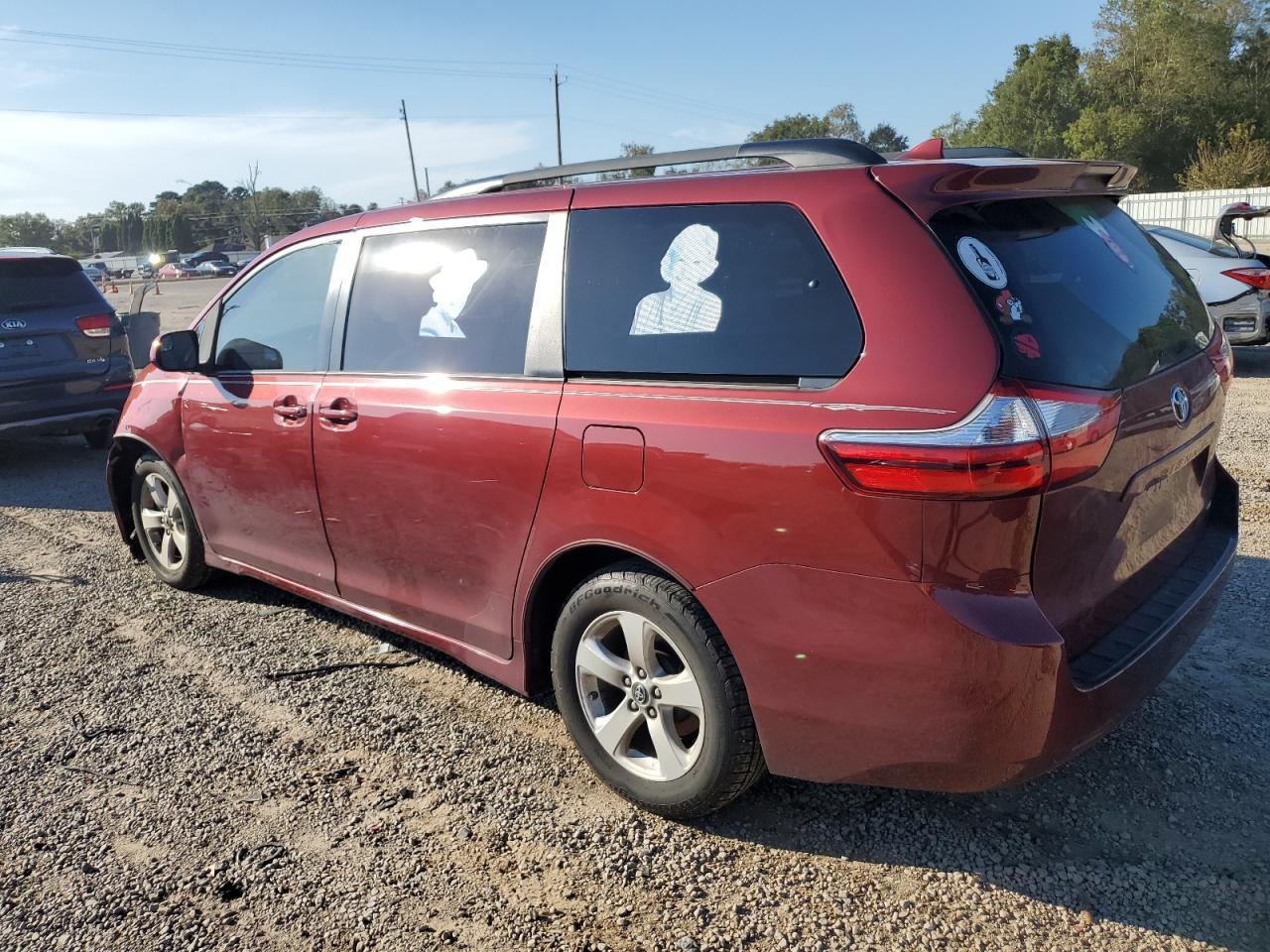 2019 TOYOTA SIENNA
