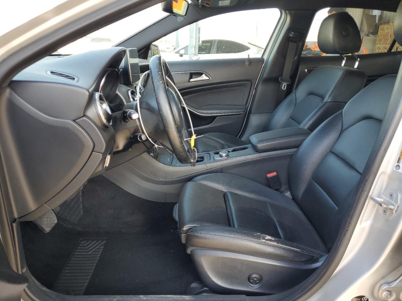 2016 MERCEDES-BENZ GLA-Class