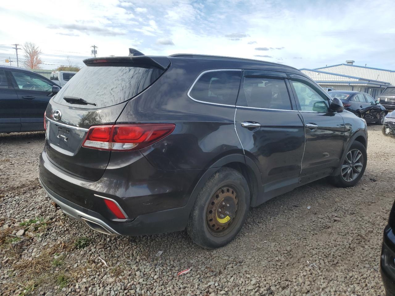 2017 HYUNDAI SANTA FE