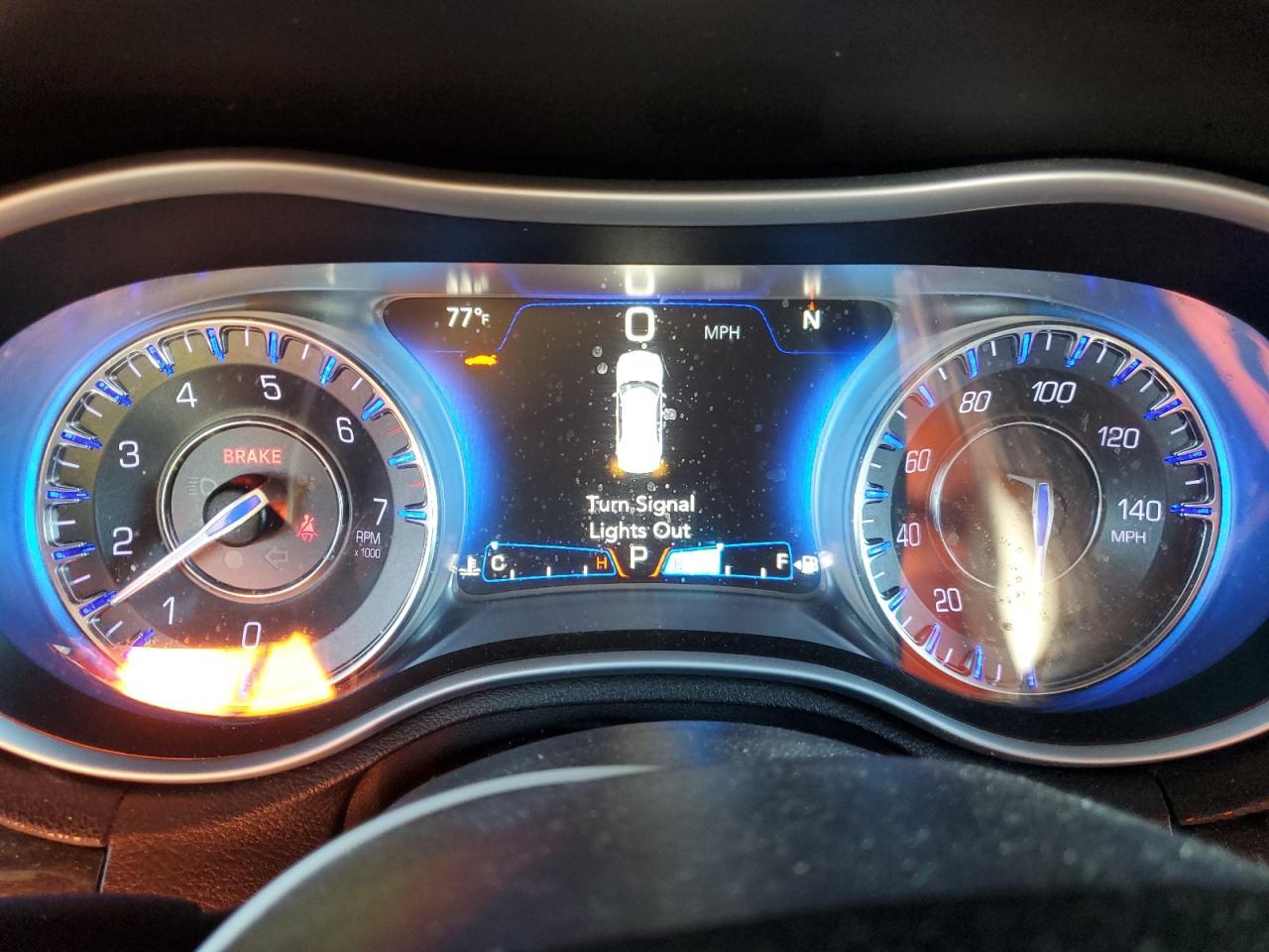2015 CHRYSLER 300