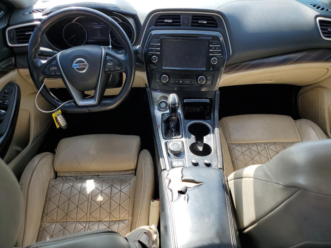 2017 NISSAN Maxima