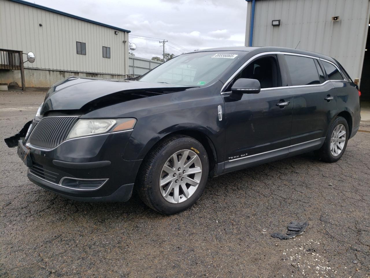 2013 LINCOLN MKT