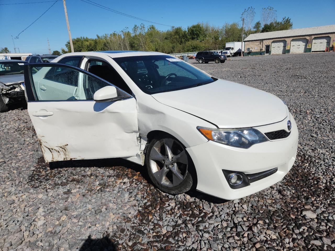 2012 TOYOTA CAMRY