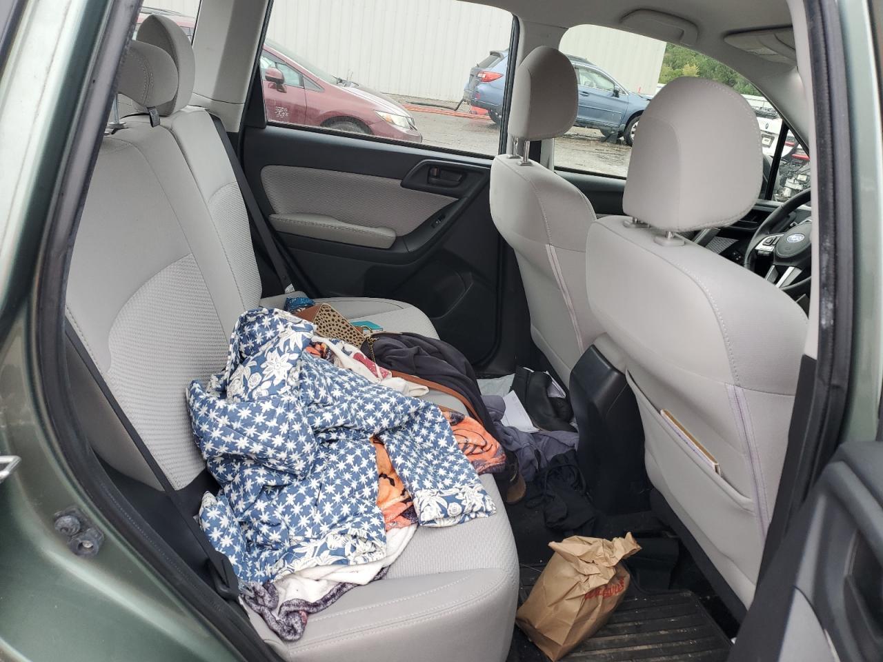 2017 SUBARU FORESTER