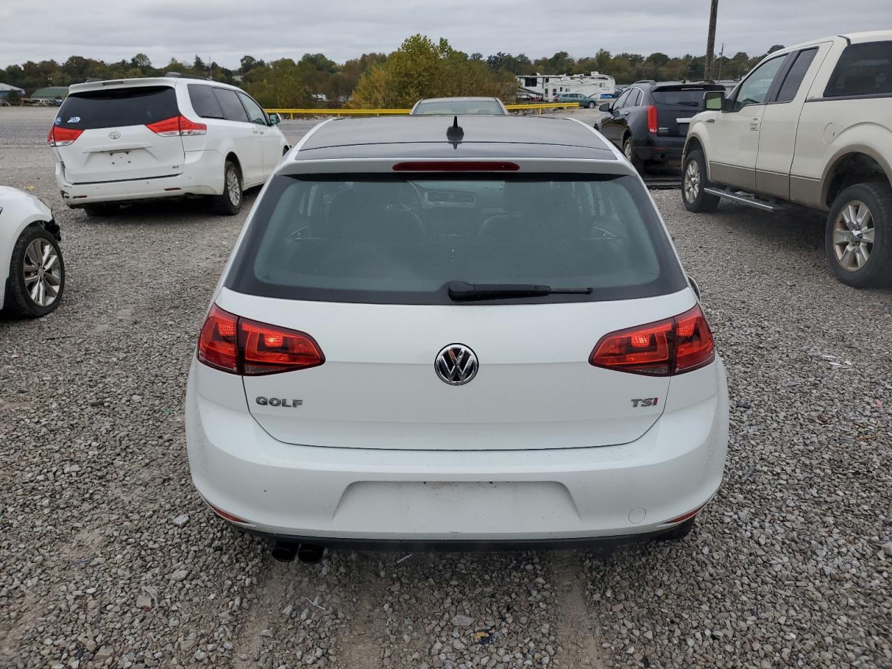 2017 VOLKSWAGEN GOLF