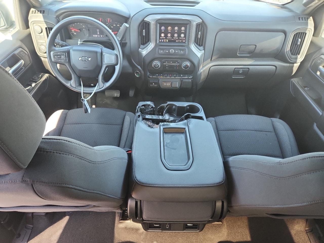 2025 CHEVROLET Silverado