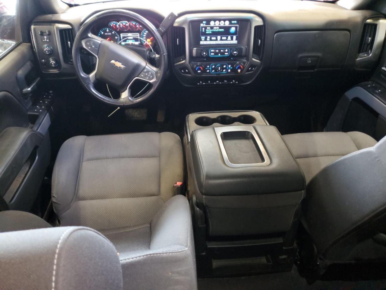 2018 CHEVROLET Silverado