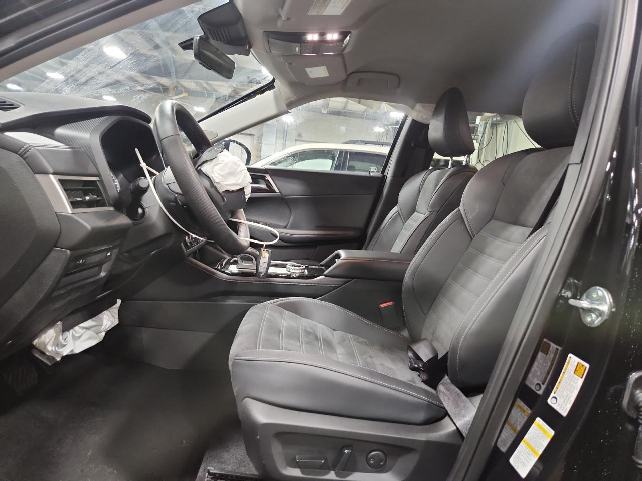 2025 MITSUBISHI outlander